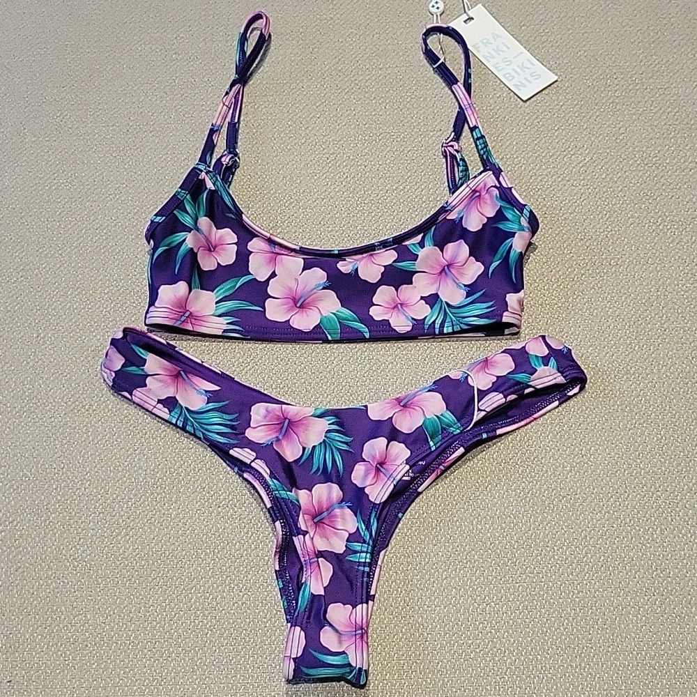 Frankies Bikinis Purple Hibiscus Dallas Top and Katerina Bottom XS Beach New